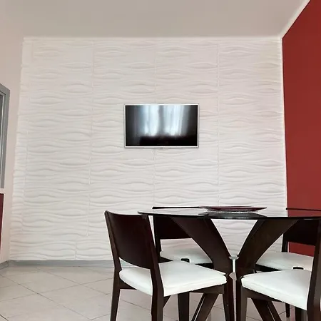Апартаменты Milan Apartment